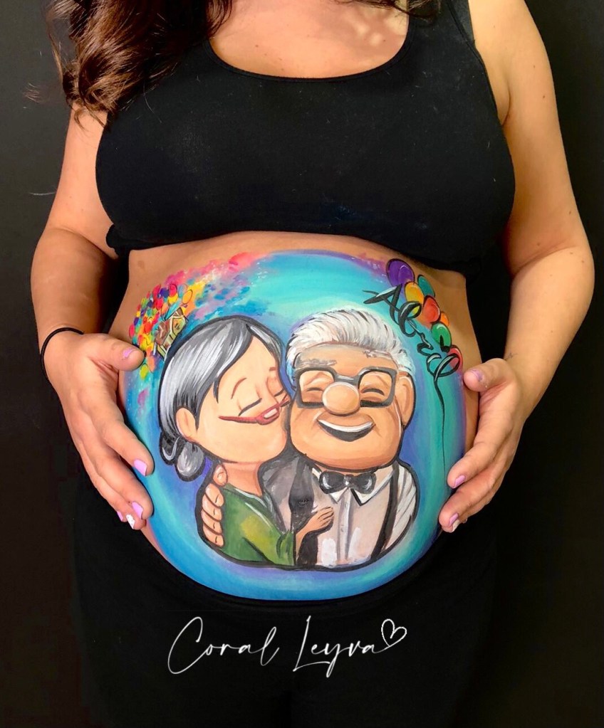 bellypainting madrid dibujo abuelos up de disney en barriga de embarazada body art madrid realizado por la artista y coral leyva 